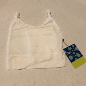 White Kickee pants double knot hat